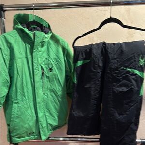 Spyder green and black snow insulated set size 12